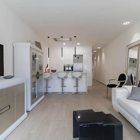 House Vinol 24 Apartment